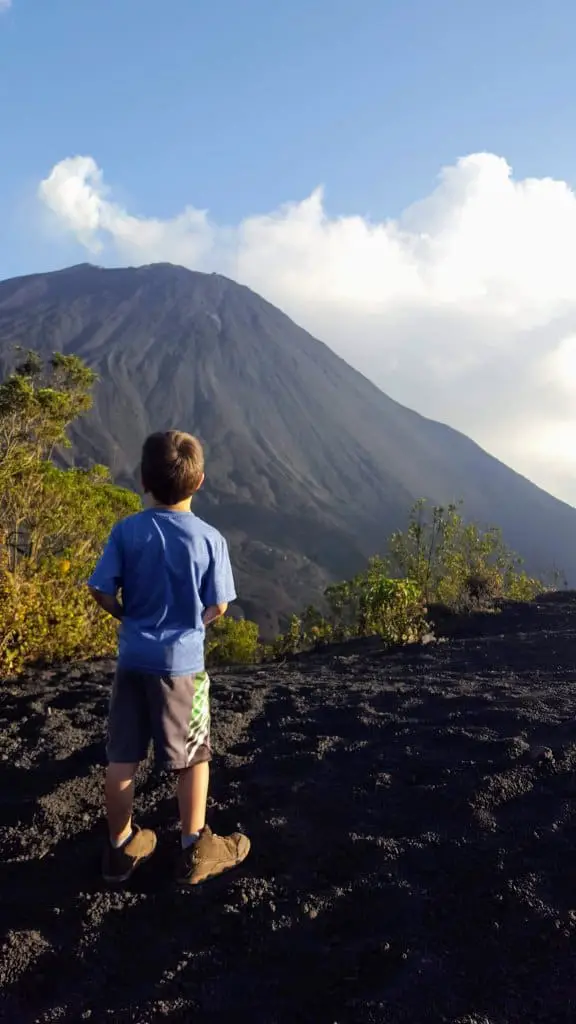 Pacaya Volcano hike - Eli at looking at the volcano