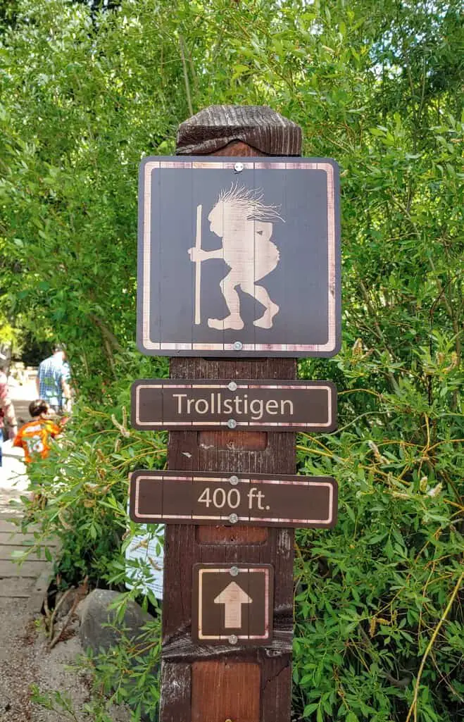 Sign to the Breckenridge Troll