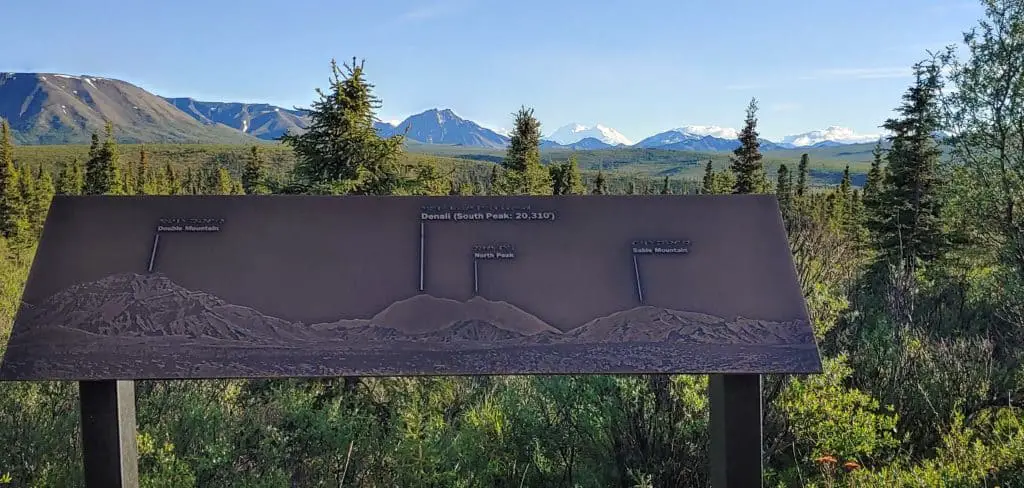 Map of the mountain range in Denali National Park