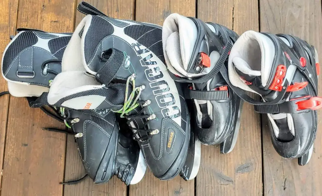a small and large pair of ice skates